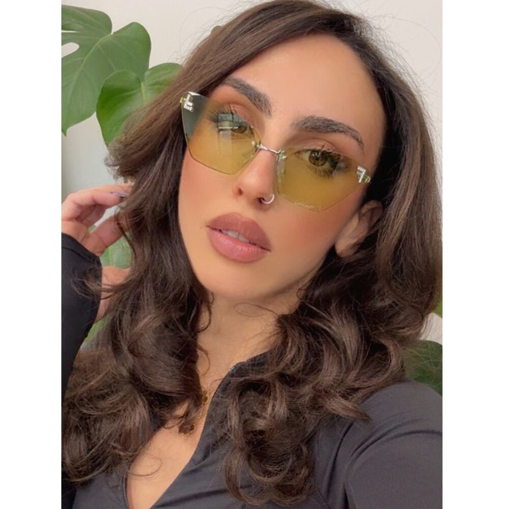 NEW Fendi FE4160US First Crystal Cat Eye Sunglasses Green